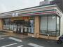 コンビニ　セブンイレブン 奈良八軒町店（コンビニ）まで385m