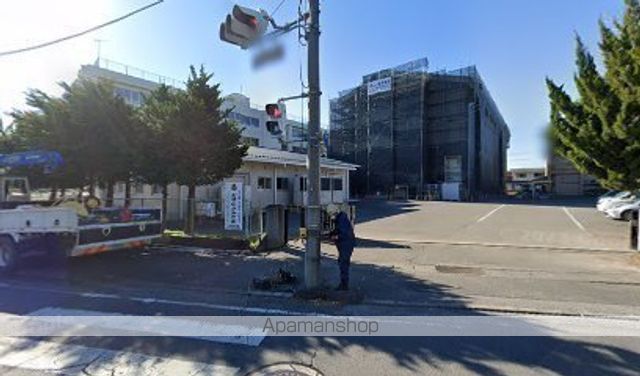 中学校　太田市立西中学校（中学校）まで801m