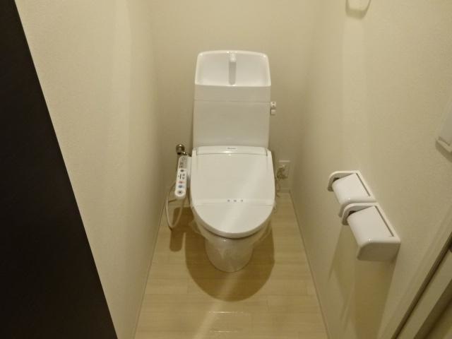 ＪＲ山陽本線 福山駅 徒歩60分 2階建 築10年のトイレ写真