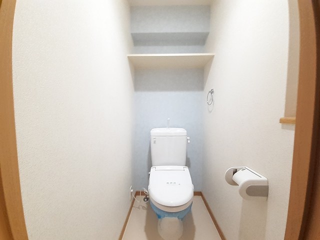 トイレ　清潔感のあるトイレです。
