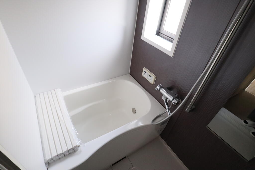 バス・シャワールーム　浴室新品です！