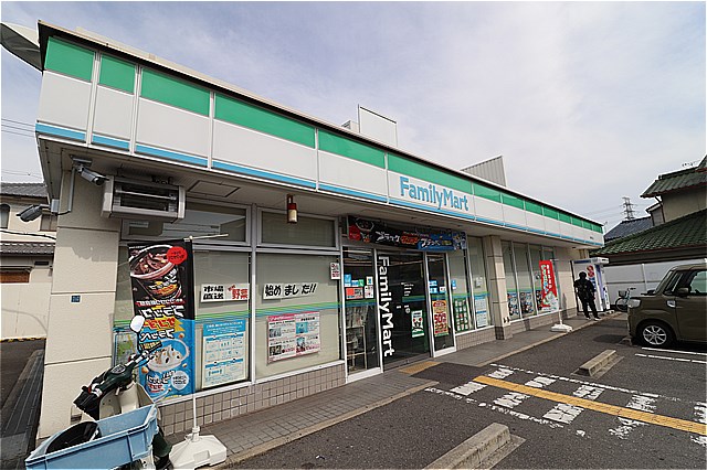 コンビニ　ファミリーマート大東寺川店（コンビニ）まで434m