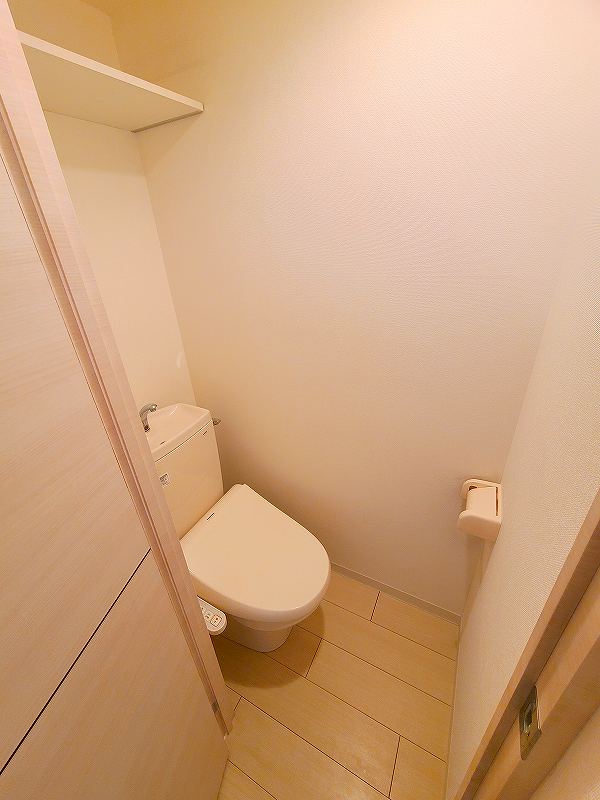 トイレ　人気のウォシュレットが設置されています！！