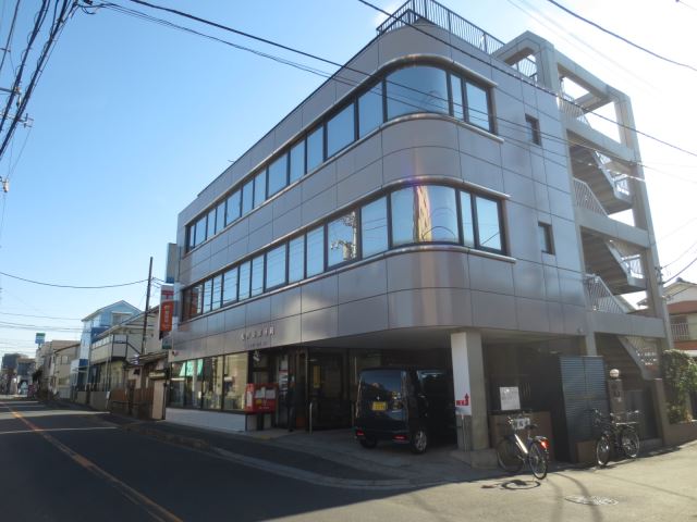 郵便局　栄郵便局（郵便局）まで1300m