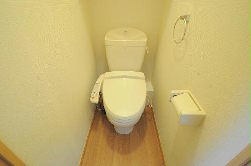 【レオパレスセロームＢのトイレ】