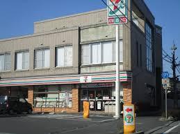 コンビニ　セブンイレブン一宮富士2丁目店（コンビニ）まで274m