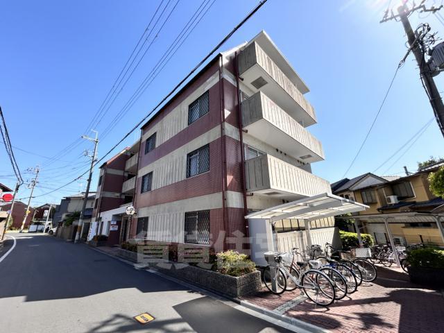 京都市伏見区深草野手町のマンションの建物外観