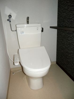 【札幌市厚別区厚別南のマンションのトイレ】