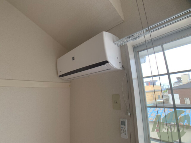 その他設備　モニター付きのインターホン。急な来客も安心ですね。