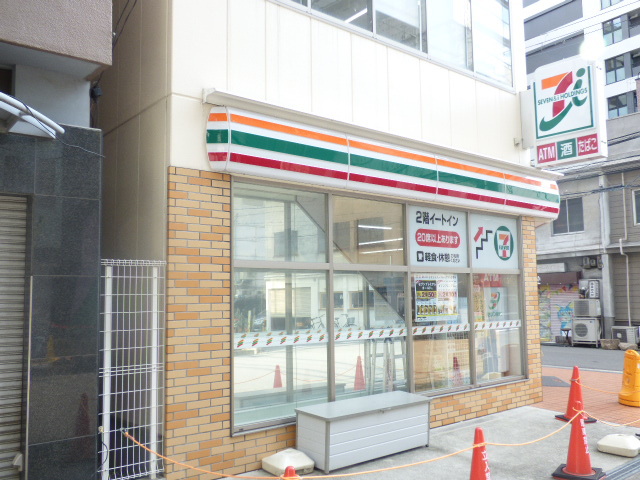 コンビニ　セブン－イレブン大阪瓦町４丁目店（コンビニ）まで1058m
