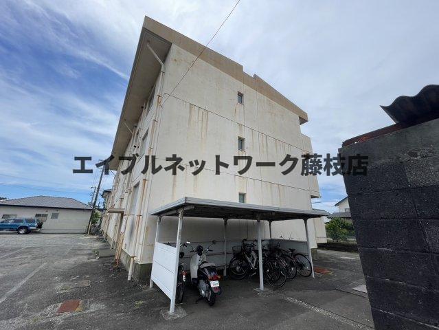 【イーストパレス住吉Bの駐車場】