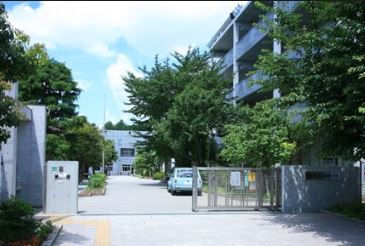 【世田谷区千歳台のマンションの小学校】