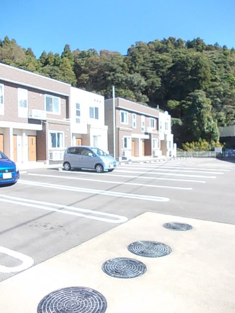 【加賀市大聖寺上福田町のアパートの駐車場】