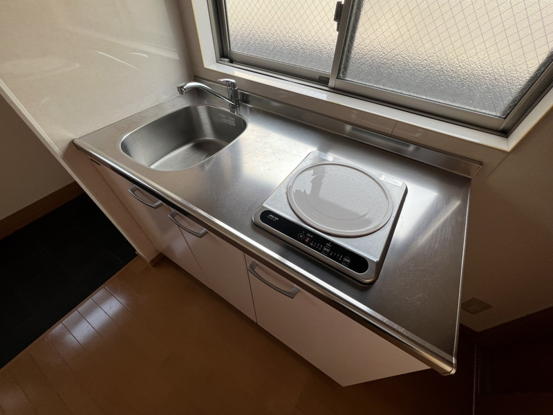 キッチン　洋室