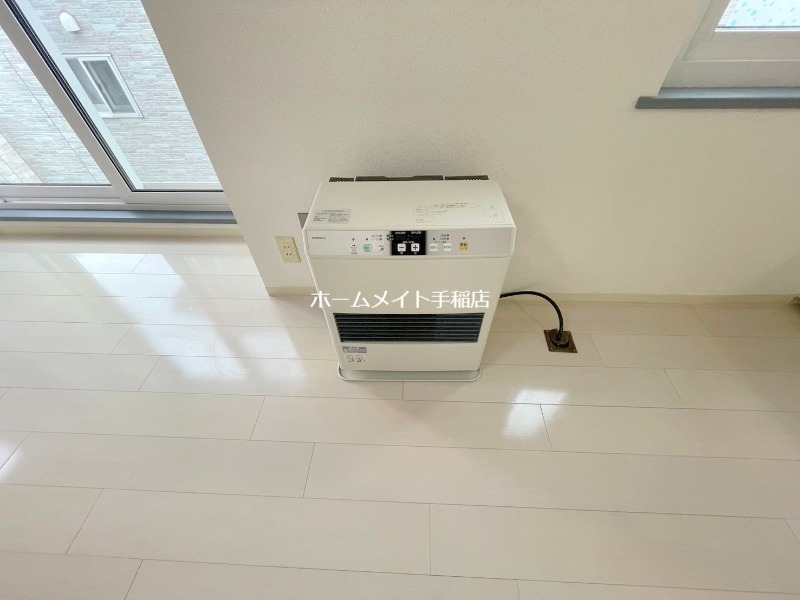 その他設備　灯油ストーブ付きです！