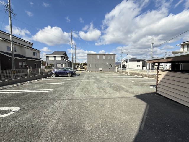 駐車場　駐輪場