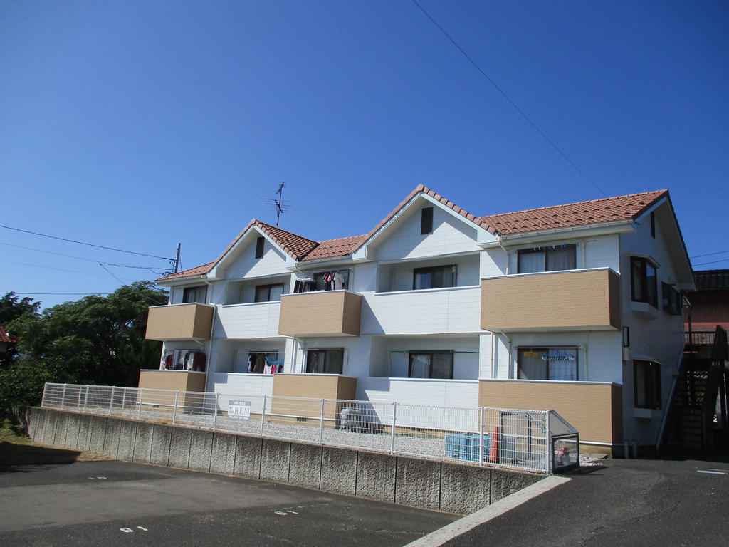 全室東窓・断熱二重窓・断熱玄関扉完備