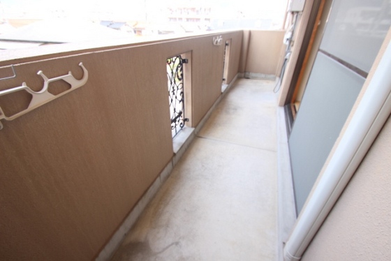 バルコニー　※別部屋の写真です