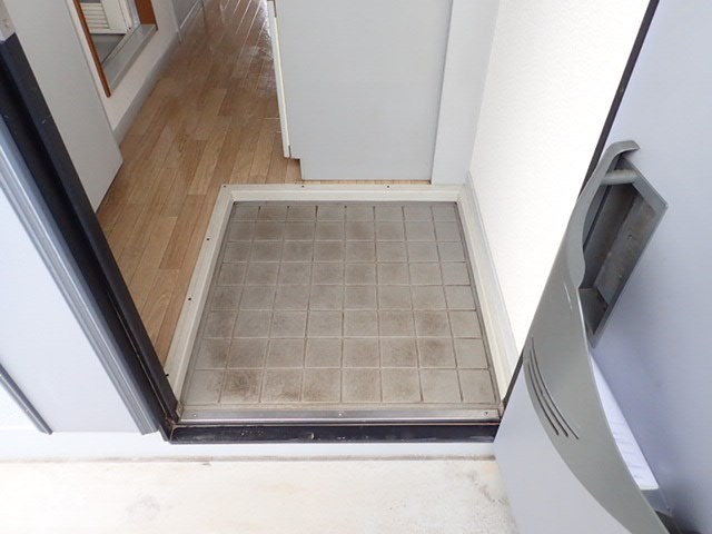 玄関　別部屋参照