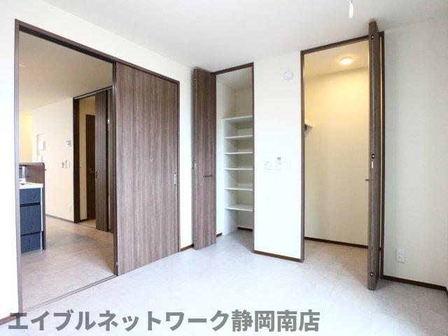 収納　十分な収納スペースがあります