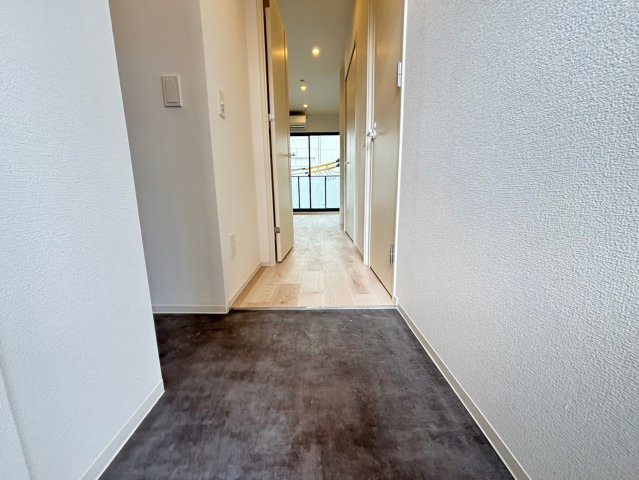 玄関　詳細は、RISUMO江坂本店までお問合せください♪