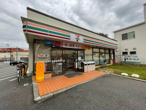 コンビニ　セブンイレブン 名古屋覚王山店（コンビニ）まで407m