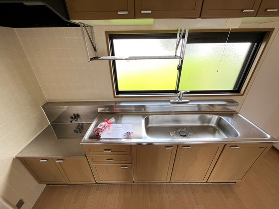 キッチン　※別号室のお写真です