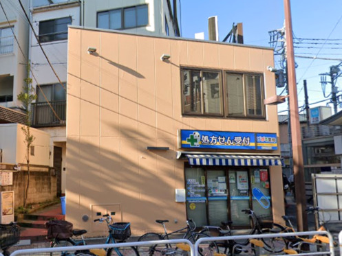 ドラックストア　ぱぱす薬局 新大塚駅前店（ドラッグストア）まで482m