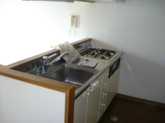 キッチン　※写真は　301号室