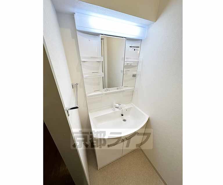 洗面設備　朝の準備はこちらで