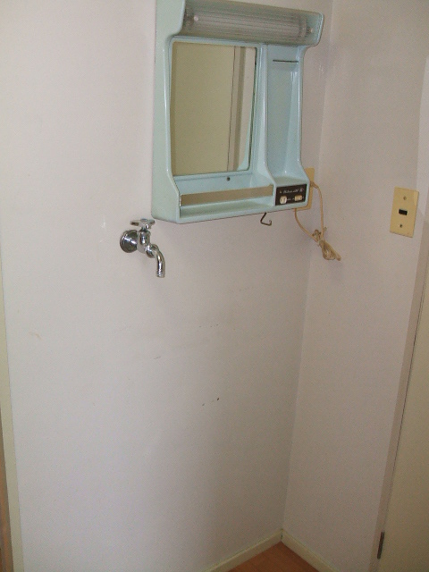 その他設備　コンパクトで使いやすい洗面所