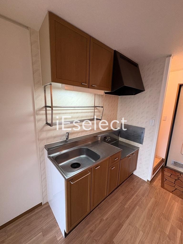 キッチン　作業スペースが広く取れますね♪