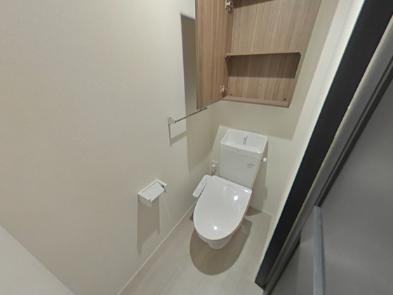 トイレ　※別号室の写真を使用しております。