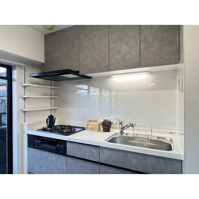 キッチン　★新規交換３口ガスシステムＫ