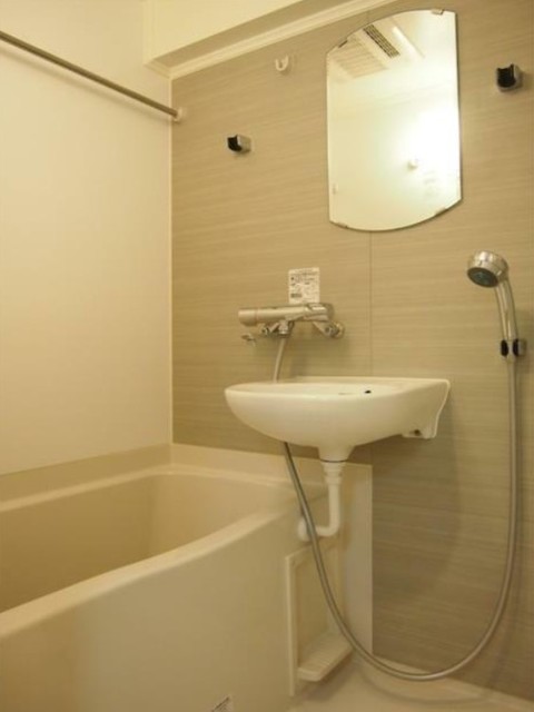 バス・シャワールーム　バスルーム