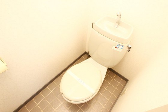 トイレ　※別部屋の写真です