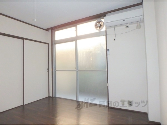 居室・リビング　洋室