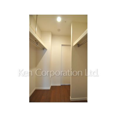 収納　同タイプ12階のお部屋を撮影。仕様が異なることがあります。