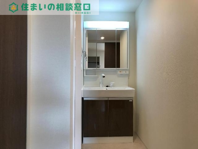 洗面設備　洗髪洗面化粧台