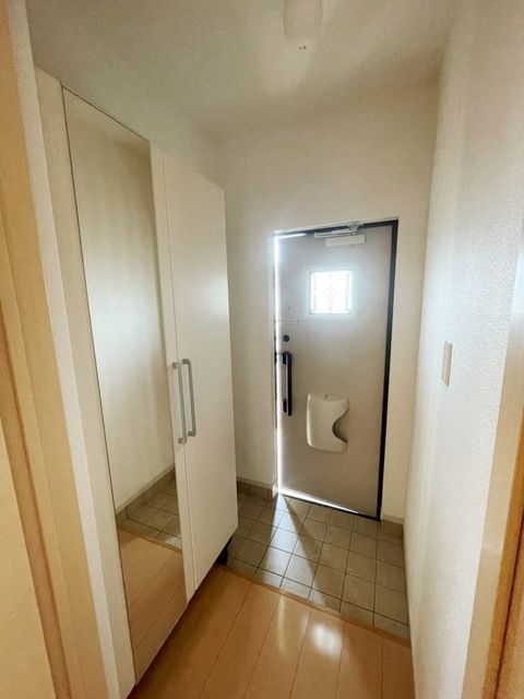 玄関　シューズボックス付きの玄関
