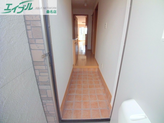玄関　同物件別室の画像です
