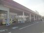 スーパー　ヤマザワ 多賀城店（スーパー）まで698m