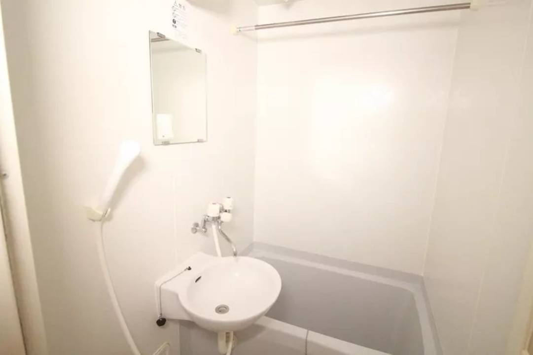 バス・シャワールーム　浴室