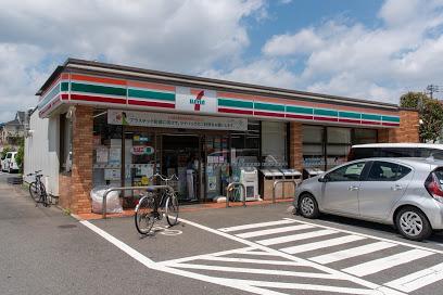 コンビニ　セブンイレブン 練馬西大泉3丁目店（コンビニ）まで111m