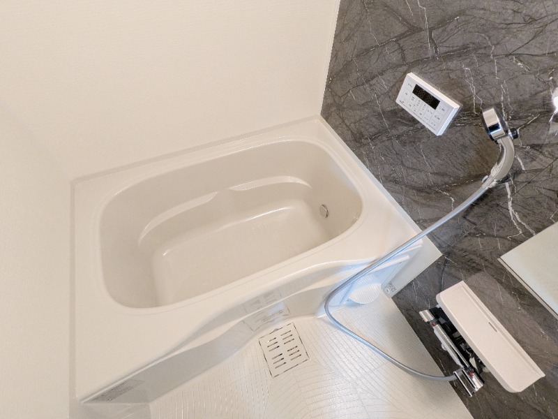 バス・シャワールーム　図面と現状に相違がある場合には現状を優先