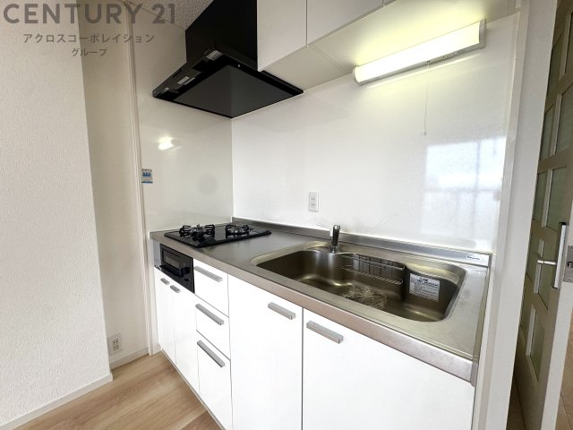 キッチン　コンロも完備で設備が良い！