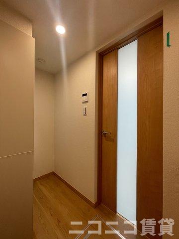 玄関　別号室イメージの為、現状を優先致します。
