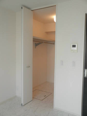 収納　同建物別室の写真です。