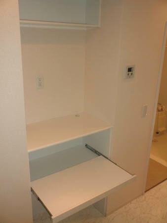 収納　同建物別室の写真です。