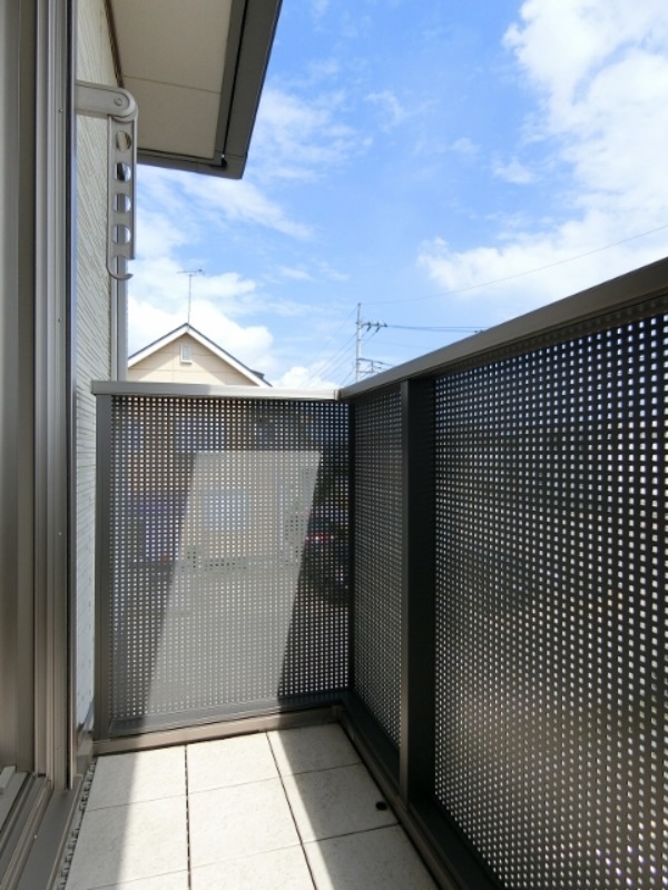 バルコニー　図面と現状に相違がある場合には現状を優先